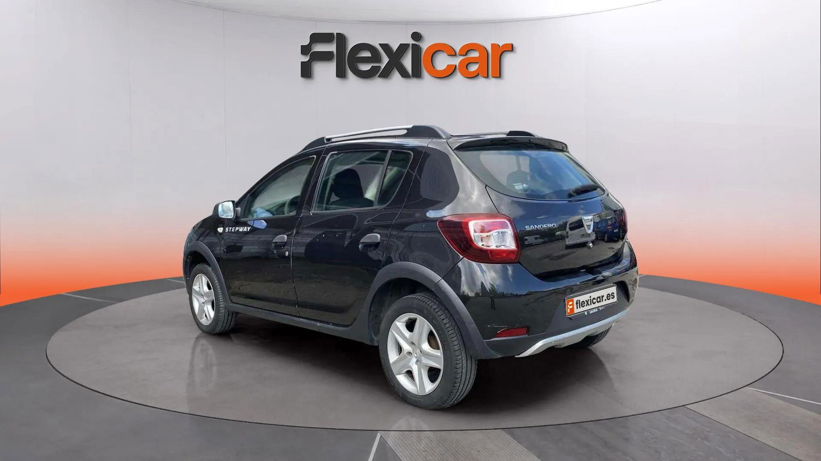 https://cdn-flexicar.caraffinity.it/public_appraisal_images_pro/images/stock/175317/ULVNeCva5r__1450 JND_28948bb1cce74495986a1ba941f618ab_Exterior_3.jpeg.jpg